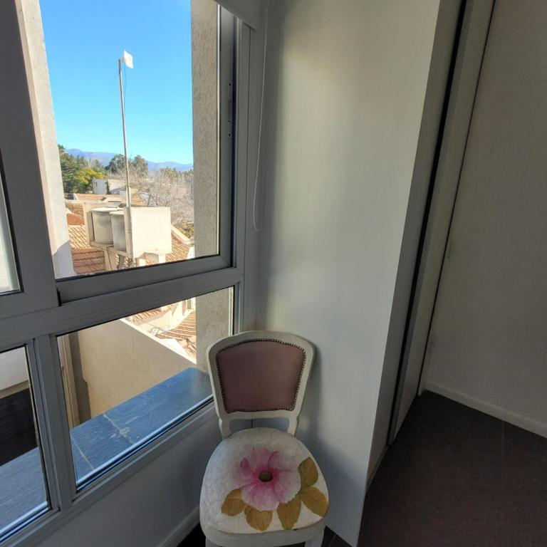 Apartamento en Ciudad de Mendoza, 2 habitaciones, parking gratis - Apartamento Familiar de 2 dormitorios - 4