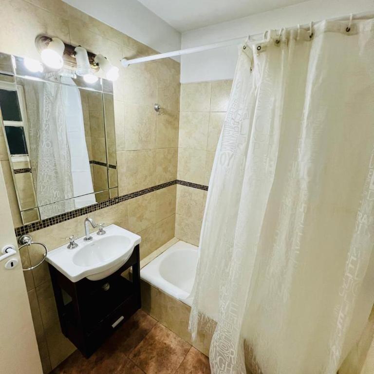 Italiano Rent - Hospital Italiano - One-Bedroom Apartment - 11
