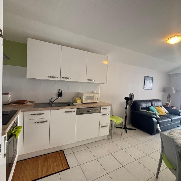 Appartement central avec garage à 2 min de la plage, balcon, wifi, proche commerces - FR-1-197-188 - Appartamento (5 Adulti) - 15