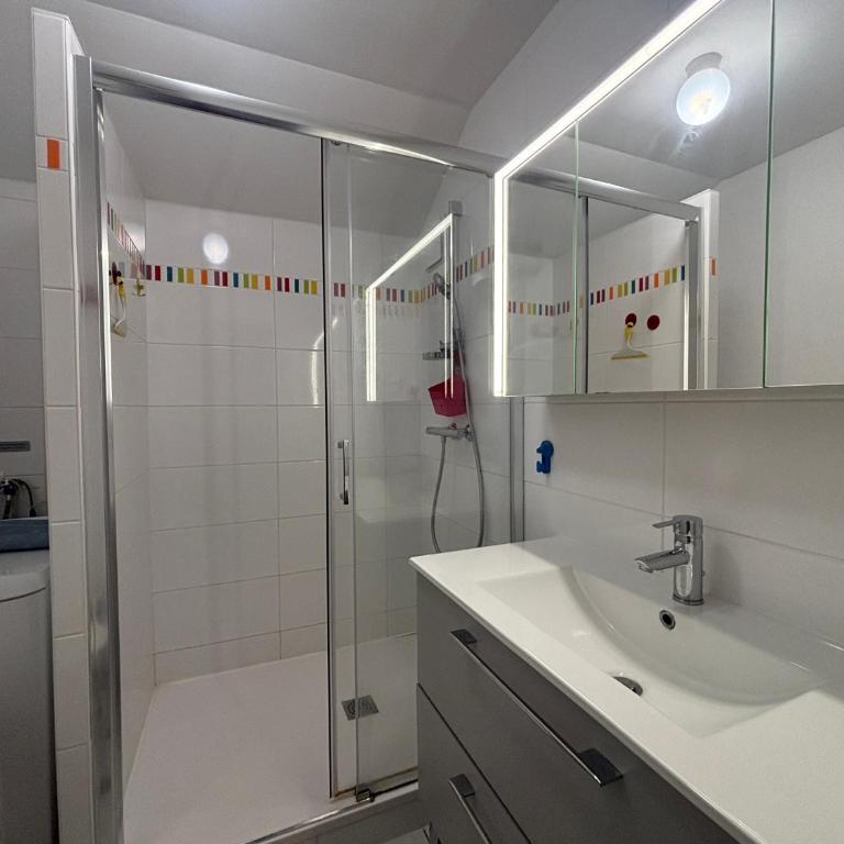 Appartement central avec garage à 2 min de la plage, balcon, wifi, proche commerces - FR-1-197-188 - Appartamento (5 Adulti) - 18