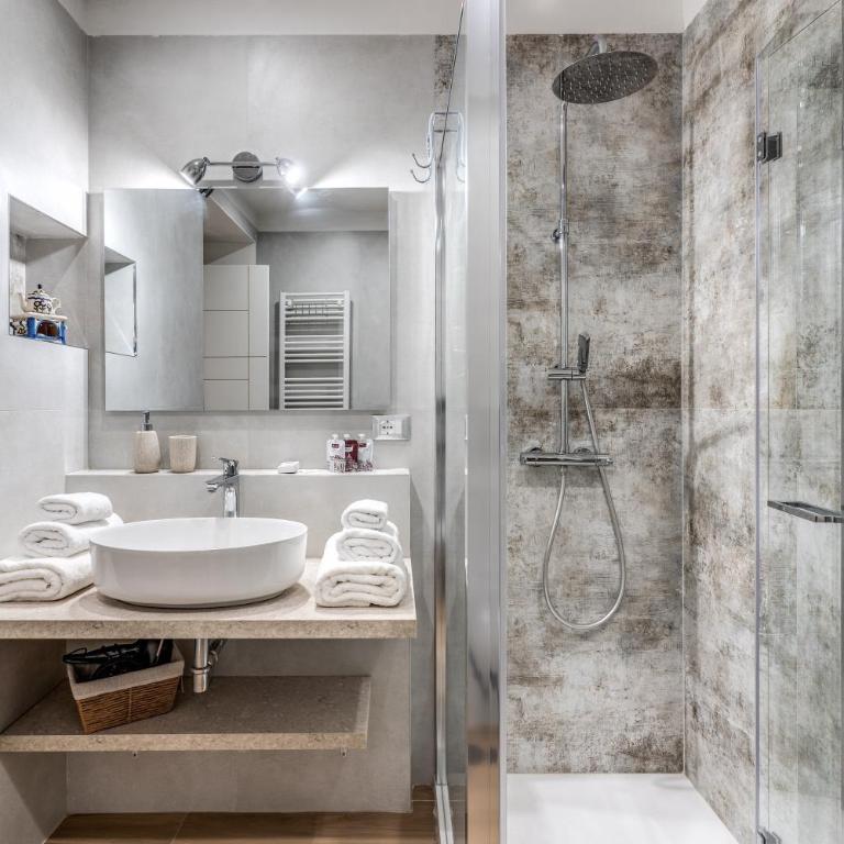 Trilocale indipendente vicino Metro per Colosseo - Domus in Rome - Apartment mit 2 Schlafzimmern - 28