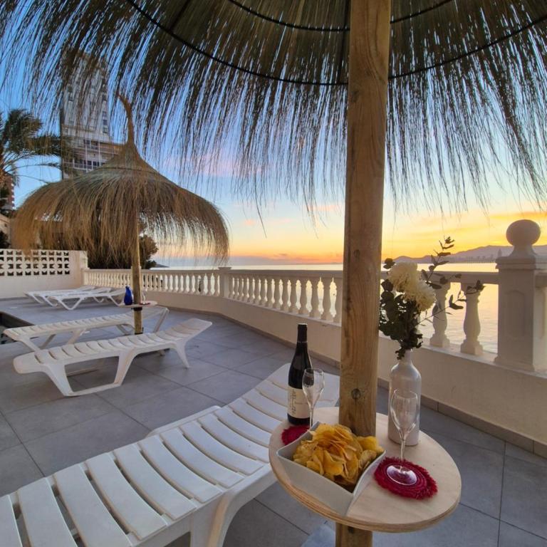 Edificio Portofino - Two-Bedroom Apartment with Terrace and Sea View - 11