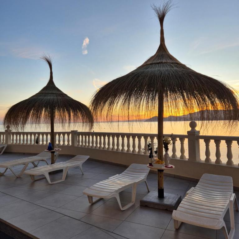 Edificio Portofino - Two-Bedroom Apartment with Terrace and Sea View - 20