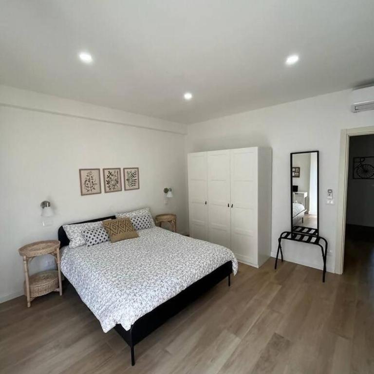 Appartamento di lusso con 3 camere da letto - Three-Bedroom Apartment - 13
