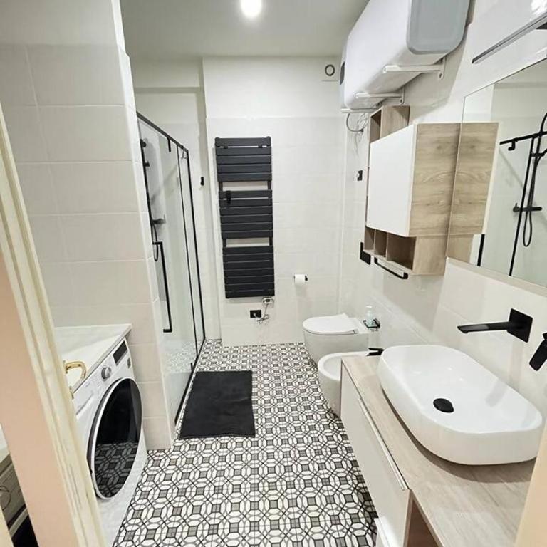 Appartamento di lusso con 3 camere da letto - Three-Bedroom Apartment - 10
