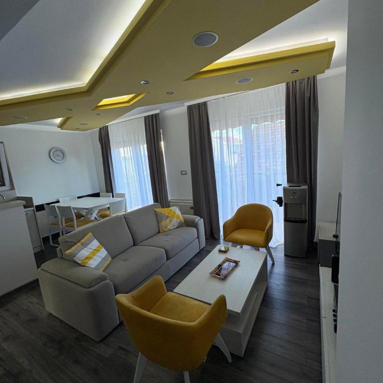 Central Park Villa - Three-Bedroom Villa - 7