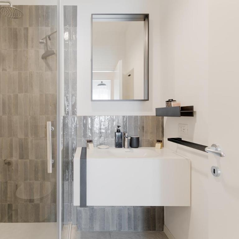 Porta Venezia - Castaldi - Repubblica Trilocale di Lusso - Appartamento con 2 Camere da Letto - 11