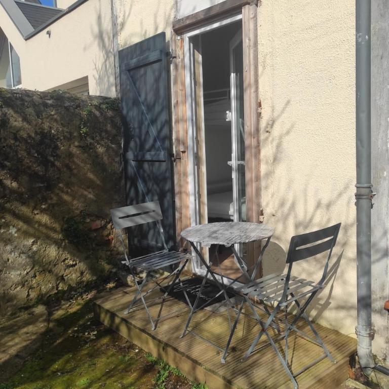 Cocon avec jardin 24 H du Mans - One-Bedroom Apartment with Garden View - 7