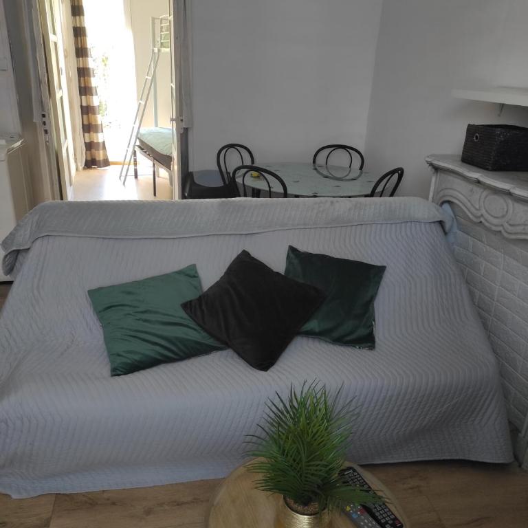 Cocon avec jardin 24 H du Mans - One-Bedroom Apartment with Garden View - 12
