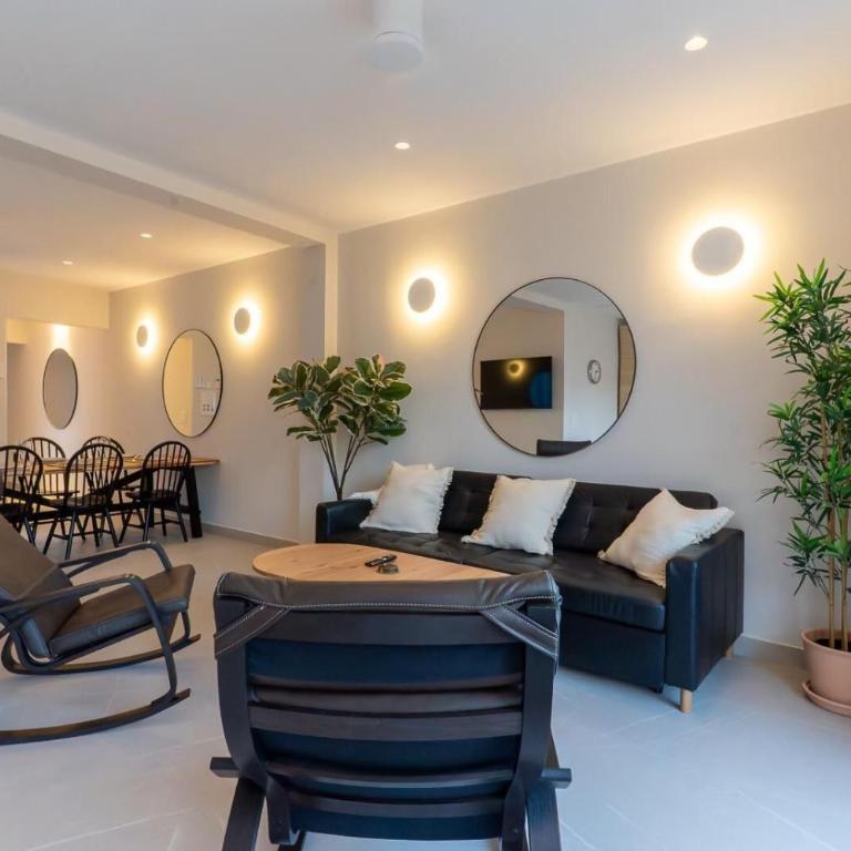 Braceli Beach Resort Top Floor - rentafive - Apartamento - 5