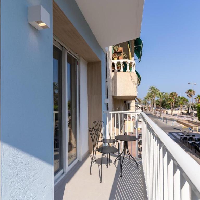 Braceli Beach Resort Top Floor - rentafive - Apartamento - 28