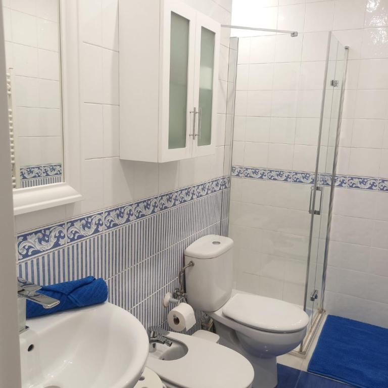 Casco Viejo, tranquilo, reformado, Bilbao a pie - Apartamento de 1 Dormitorio con balcón y vistas a la ciudad - 30