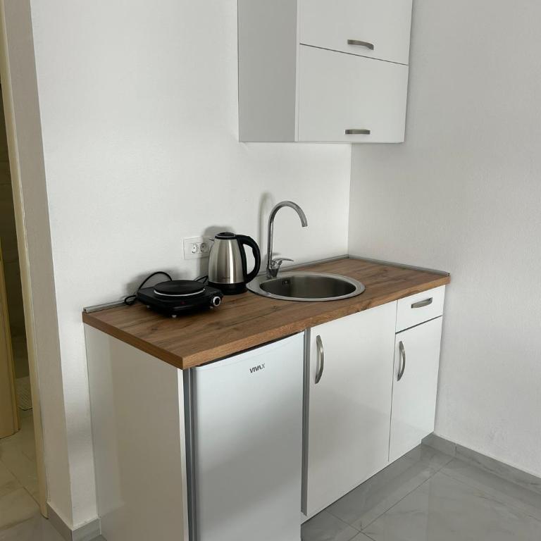 Apart Hotel White Pearl - Standardna Soba sa King-sajz Krevetom - 4