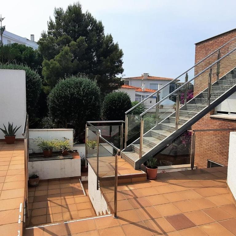 Apartamento con vistas al mar, se admiten mascotas y aparcamiento en Llançà - ES-170-15 - Apartamento - 16