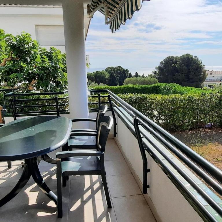Apartamento tranquilo con terraza y jardín cerca de la playa - ES-170-47 - Apartamento - 1