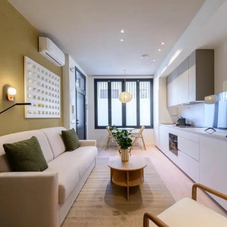 Victoria Chic Suites 06 - Two-Bedroom Apartment - 32