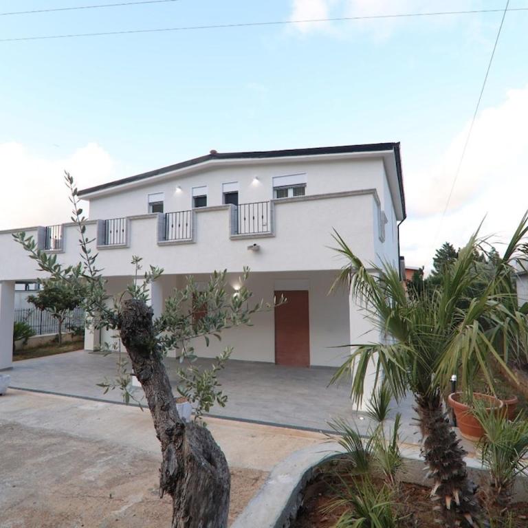 Twins House Vacation Home - Casa de 3 dormitorios - 1