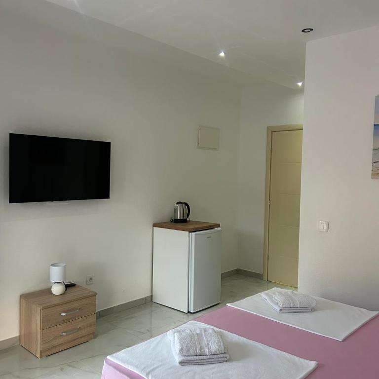 Apart Hotel White Pearl - Apartman sa 2 Spavaće Sobe, Terasom i Pogledom na More - 3
