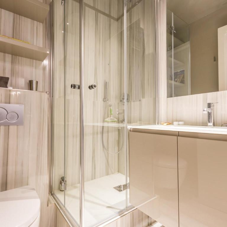 Four Saint Germain - Elegant & Spacious 3 BDR Apartment in the Heart of Saint Germain - Appartement - 13