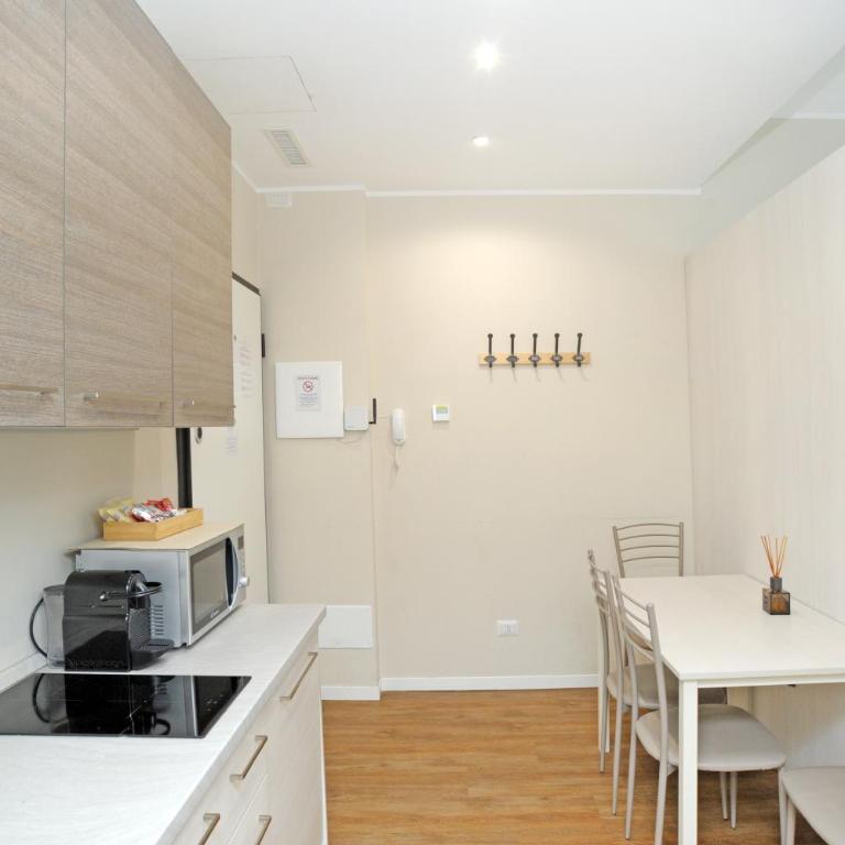 Via Torino Apartment 3 - Appartamento con 2 Camere da Letto - 5