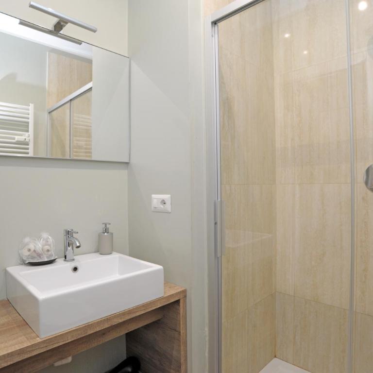 Via Torino Apartment 3 - Appartamento con 2 Camere da Letto - 14