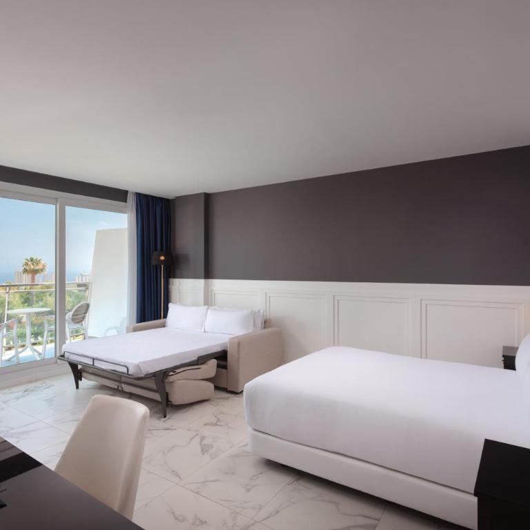 Four Points by Sheraton Costa Blanca Resort - Habitación Premium con 1 cama grande, sofá cama, balcón y vistas al mar - 2
