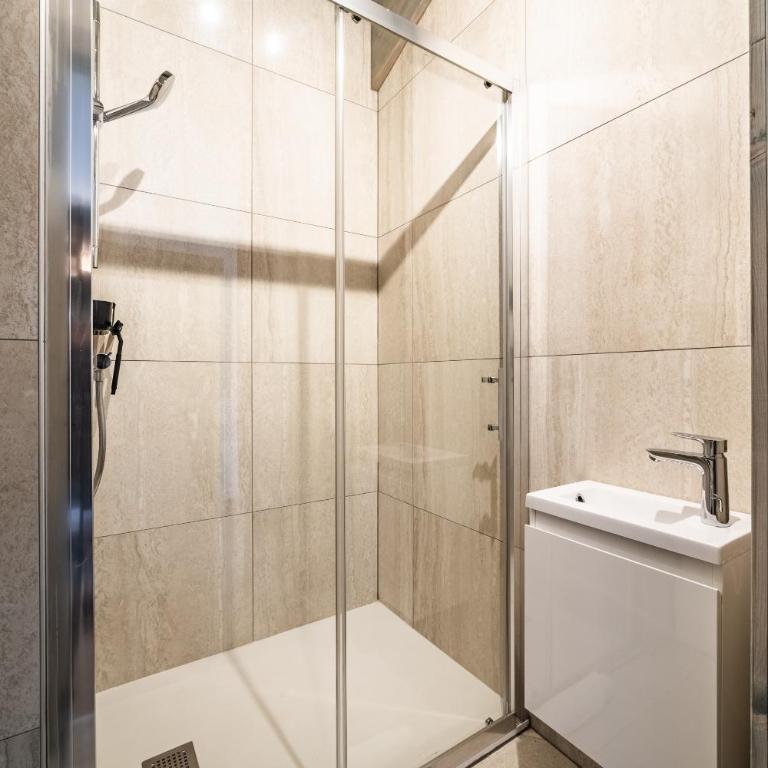 Apartment Nightfall Châtel - by EMERALD STAY - Four-Bedroom Apartment - 30