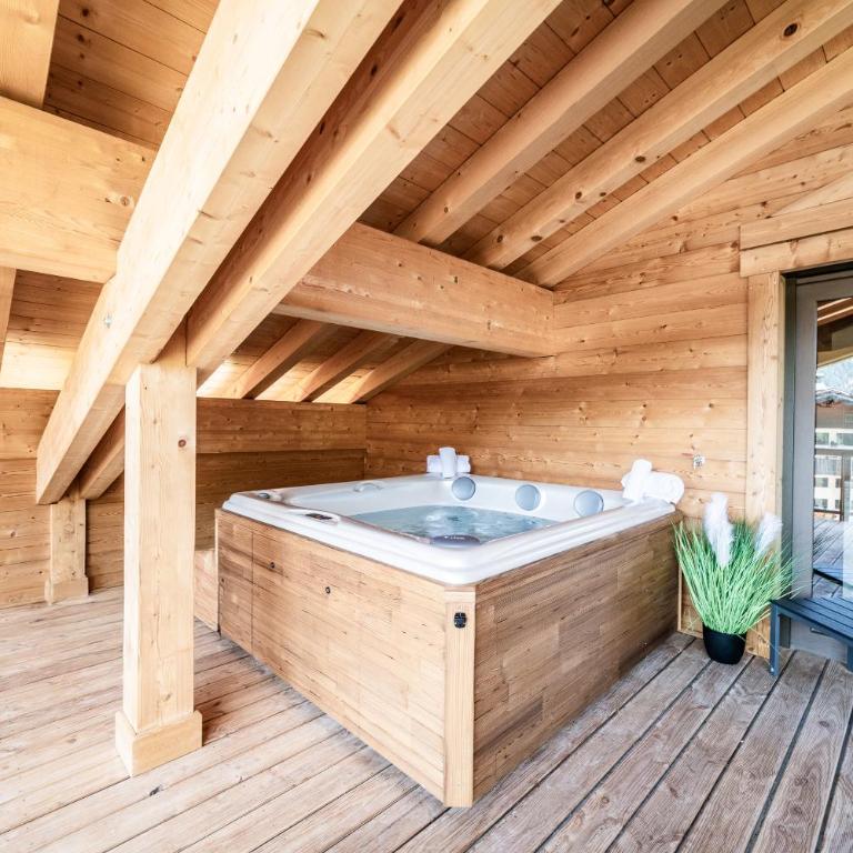 Apartment Nightfall Châtel - by EMERALD STAY - Four-Bedroom Apartment - 5