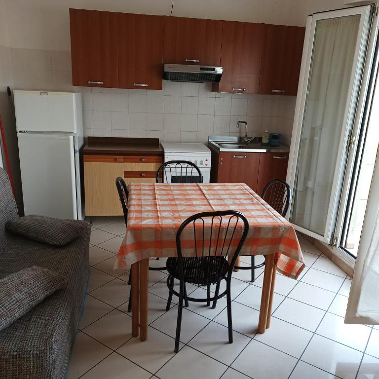 Appartamenti Carlotta - Attico con 2 Camere da Letto e Terrazze - 1