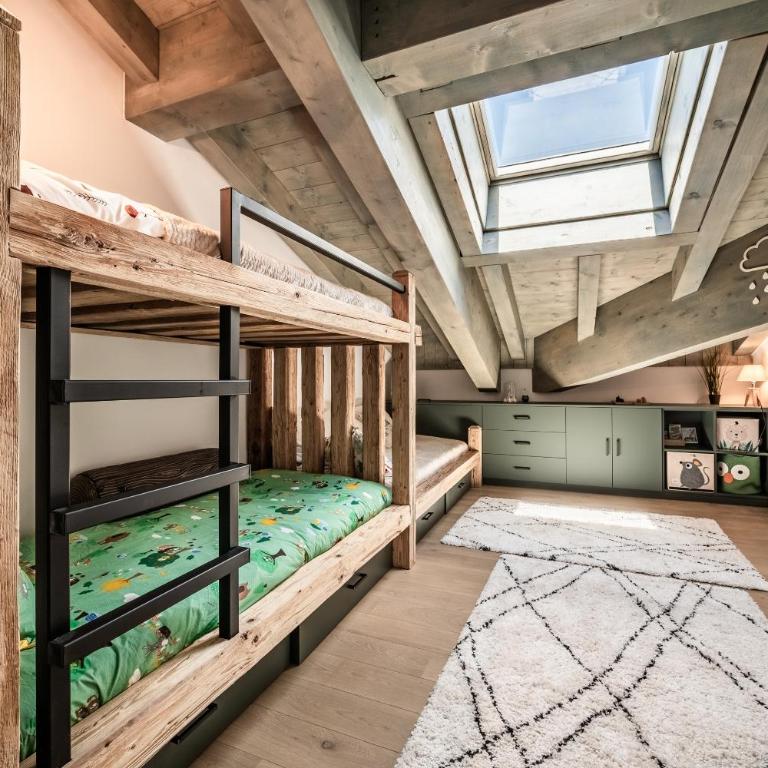 Apartment Nightfall Châtel - by EMERALD STAY - Four-Bedroom Apartment - 6