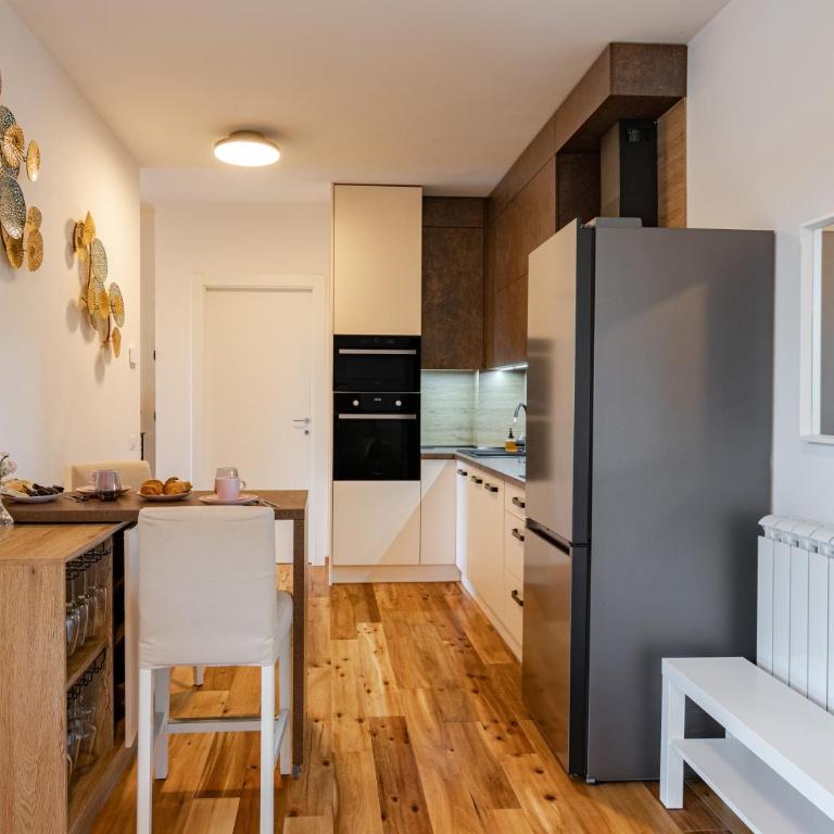Appartamento Moderno - Terrazza e Parcheggio Coperto - Appartamento con 2 Camere da Letto - 28