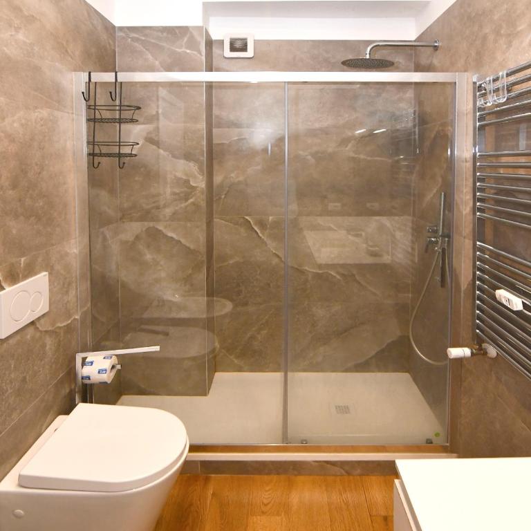 Duomo 10 min- Attico con Doppio Terrazzo - Appartamento con 1 Camera da Letto - 28