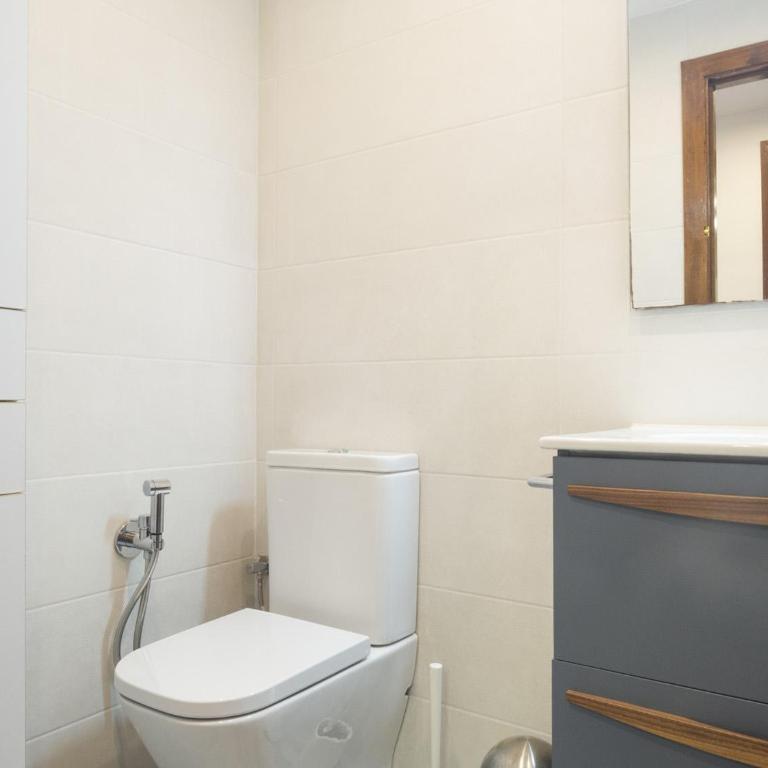 Apartamento para 6 Personas en la Playa con Parking y Wi-Fi - ES-325-7 - Apartment - 20