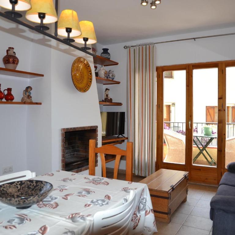 Casa familiar con piscina comunitaria en L'Estartit - ES-323-67 - Vacation Home - 14