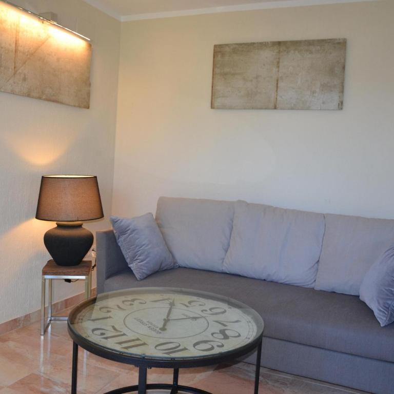 Casa moderna en zona tranquila con piscina y cerca de la playa en Torroella de Montgrí - ES-323-17 - Vacation Home - 30