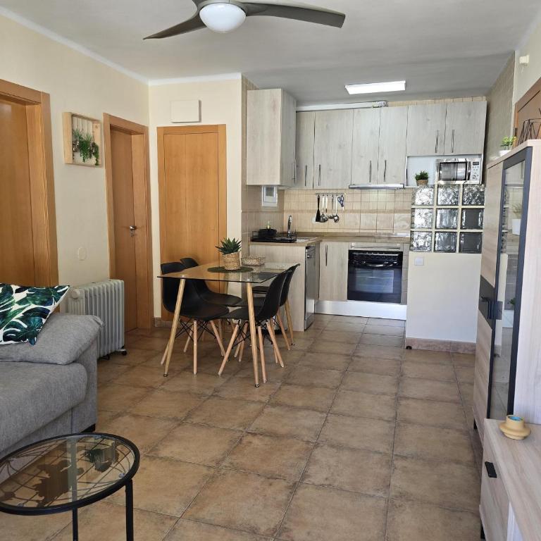 Apartamento soleado cerca de la playa - Mascotas bienvenidas - ES-323-7 - Apartment - 12