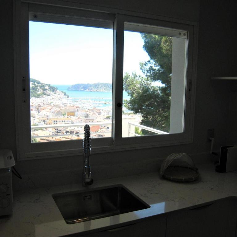 Amplio apartamento con piscina comunitaria en L'Estartit, España - ES-323-9 - Apartment - 26