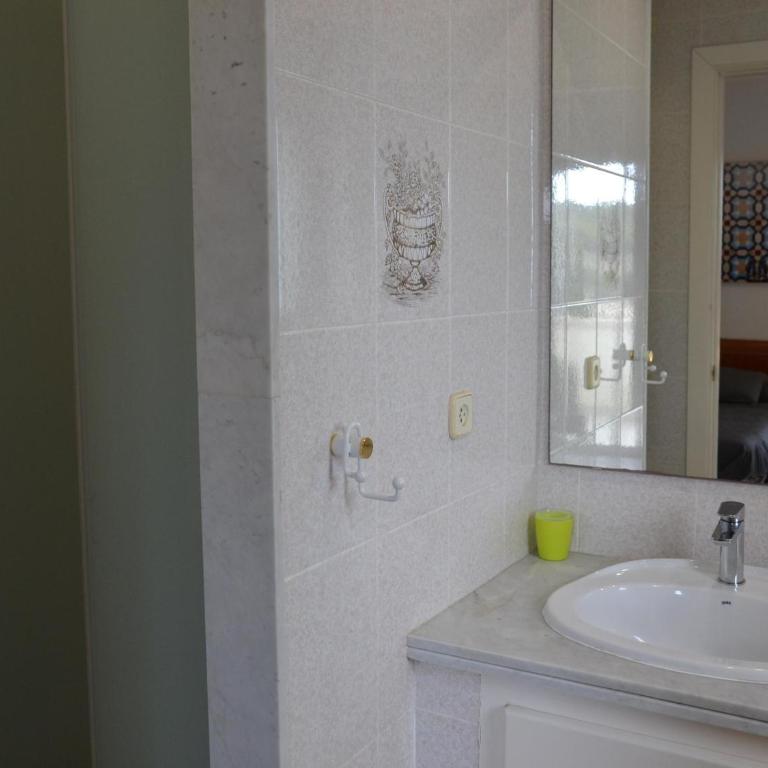 Amplio apartamento con piscina comunitaria en L'Estartit, España - ES-323-9 - Apartment - 28