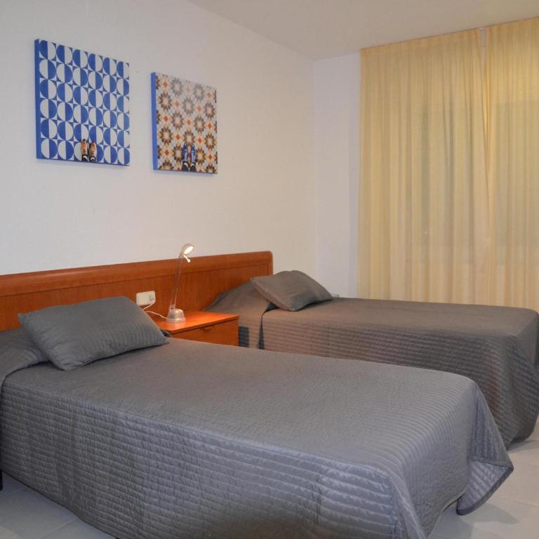 Amplio apartamento con piscina comunitaria en L'Estartit, España - ES-323-9 - Apartment - 35