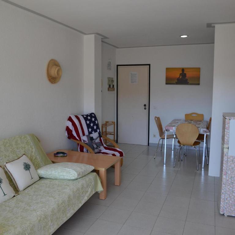 Apartamento Cerca de la Playa con Piscina y Terraza en l'Estartit - ES-323-25 - Apartment - 13