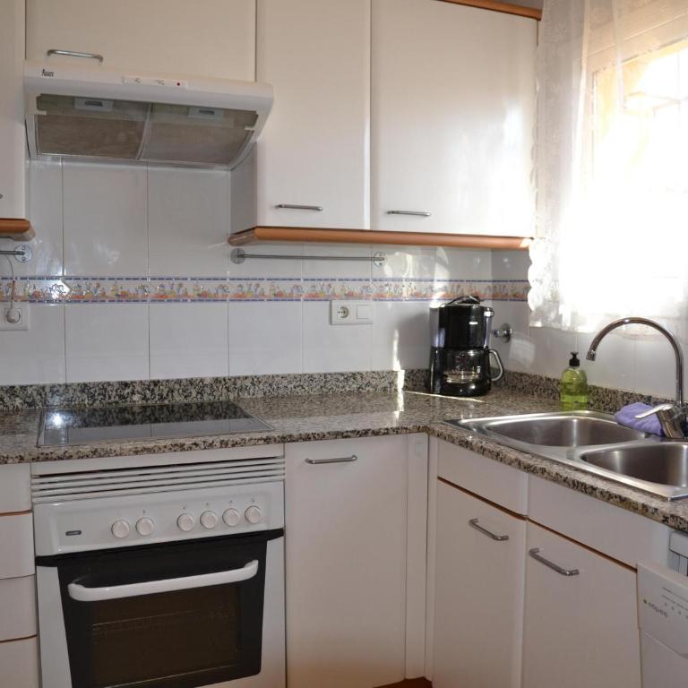 Casa con Piscina, Cerca de la Playa y del Centro - L'Estartit - ES-323-32 - Vacation Home - 20