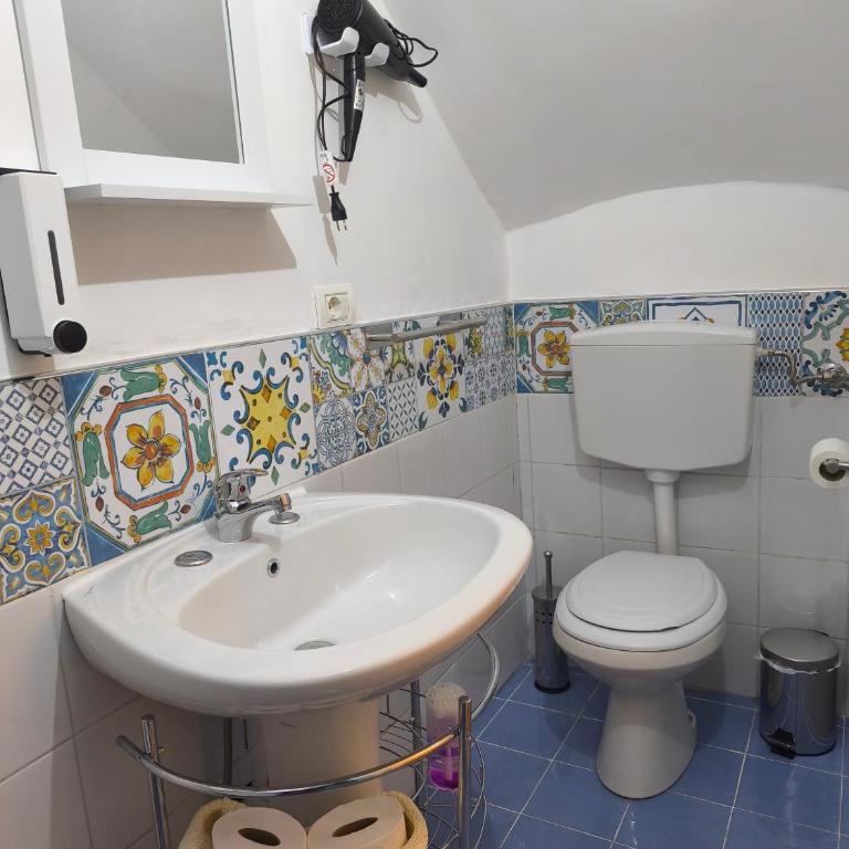Casa Marisa - One-Bedroom House - 19