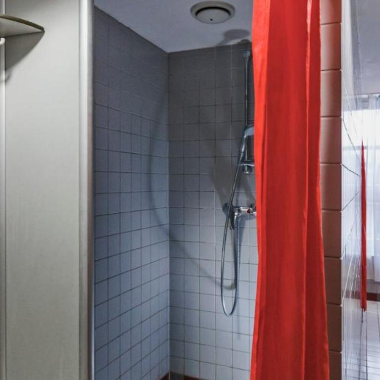HI Youth Hostel Lindau - Camera Quadrupla con Bagno in Comune - 4
