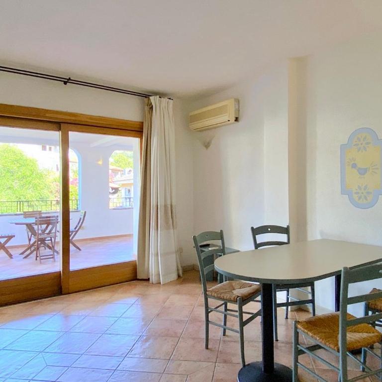 ISA - Residence with swimming pool in Porto Rotondo - Apartment mit 1 Schlafzimmer - 9