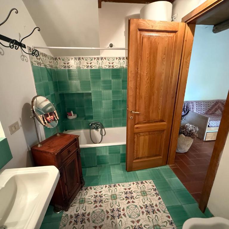 Iorio's Country House - One-Bedroom House - 9