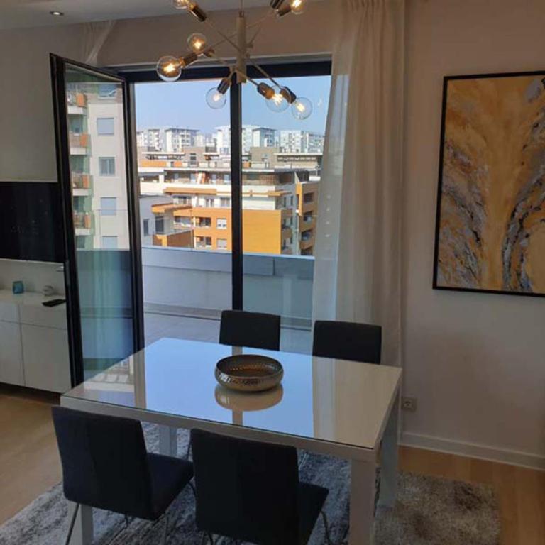 A Blok Exclusive Suite with garage - Two-Bedroom Apartment - 4