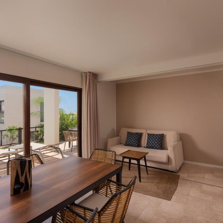 Four Points by Sheraton Costa Blanca Villas - Villa Adaptada de 2 dormitorios con piscina, balcón y vistas al resort - 5