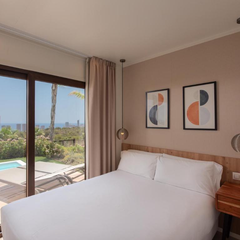 Four Points by Sheraton Costa Blanca Villas - Villa Confort de 3 dormitorios con piscina, balcón y vistas al resort - 2