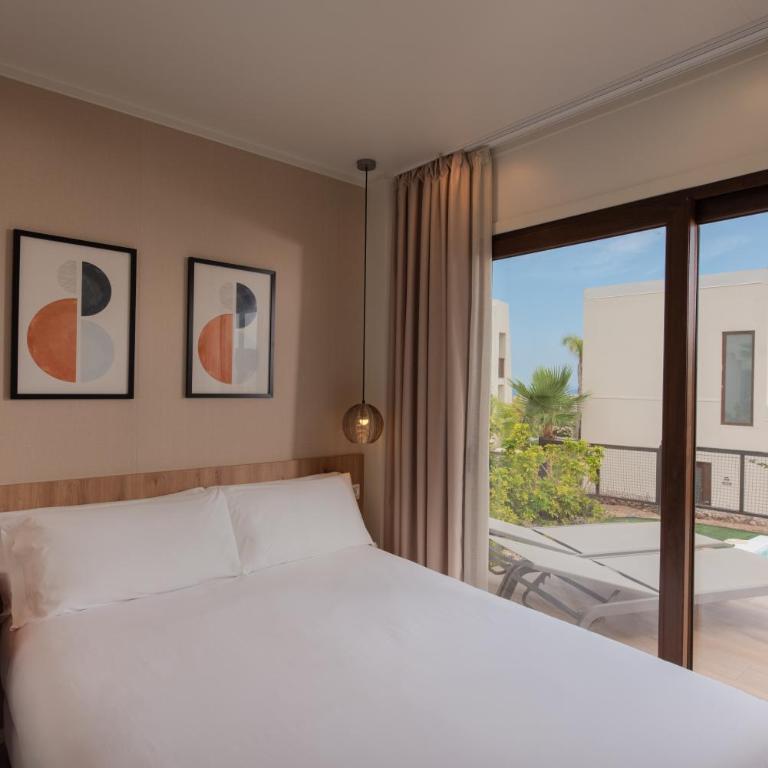 Four Points by Sheraton Costa Blanca Villas - Villa Confort de 3 dormitorios con piscina, balcón y vistas al resort - 1