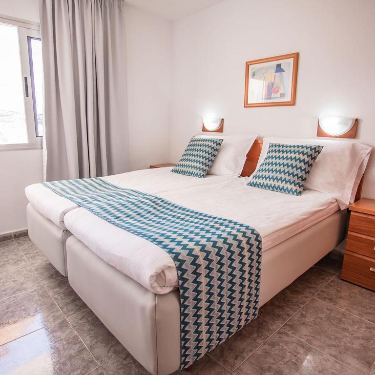 Servatur Montebello - Apartamento con vistas parciales al mar - 1